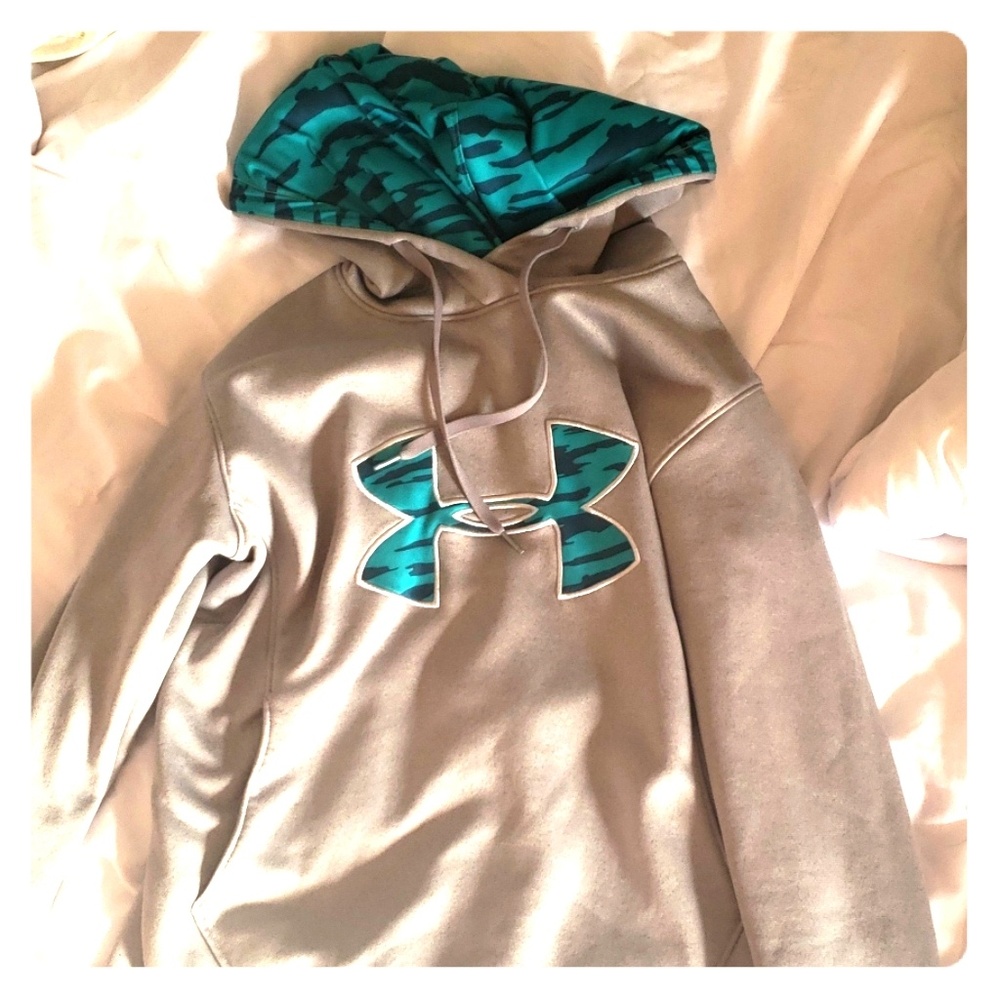 Under Amour Hoodie
